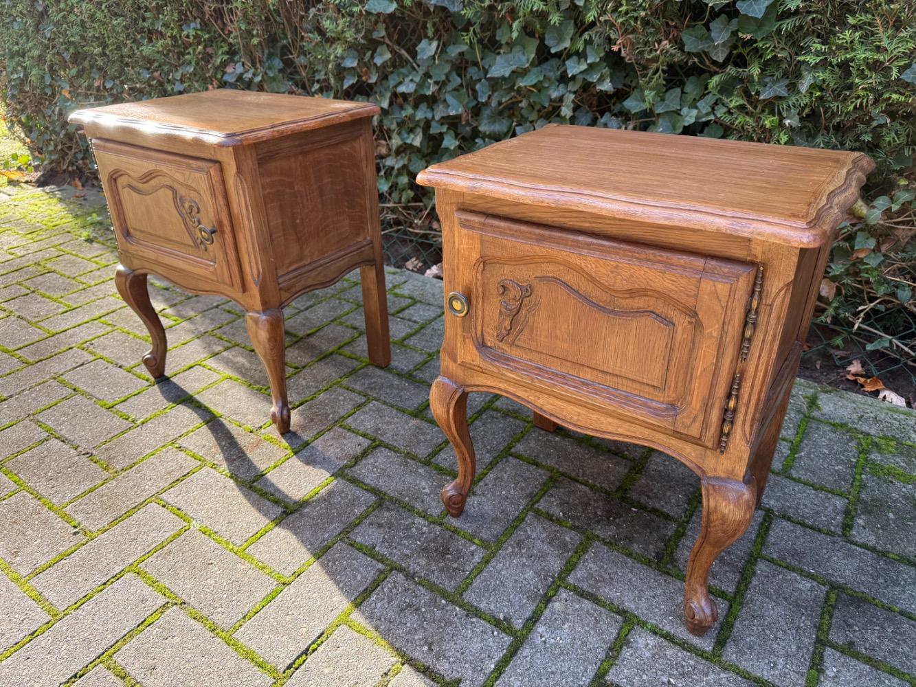 French Provincial Pair of nightstands