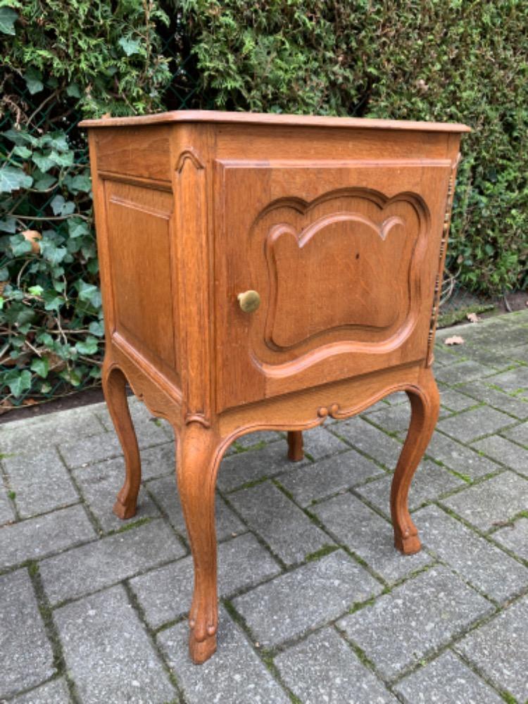 French Provincial style Pair of nightstands