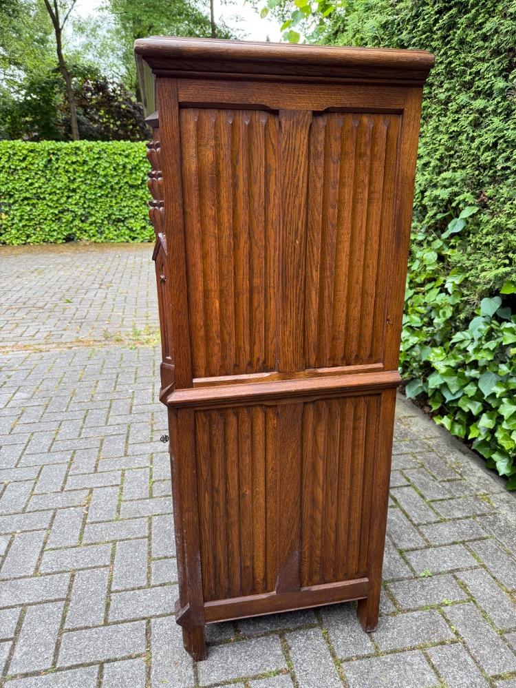 Gothic style Cabinet