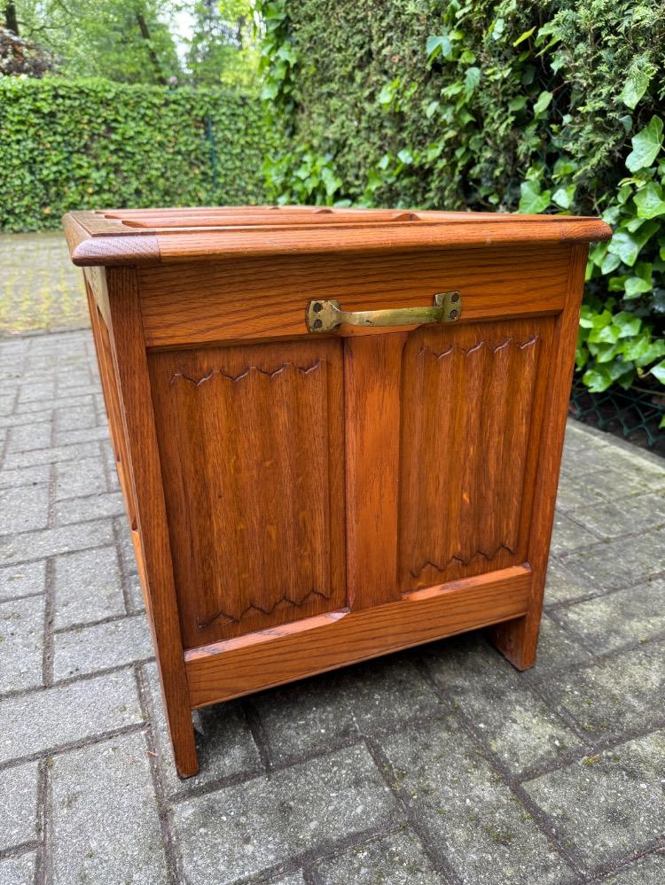 Gothic style Trunk