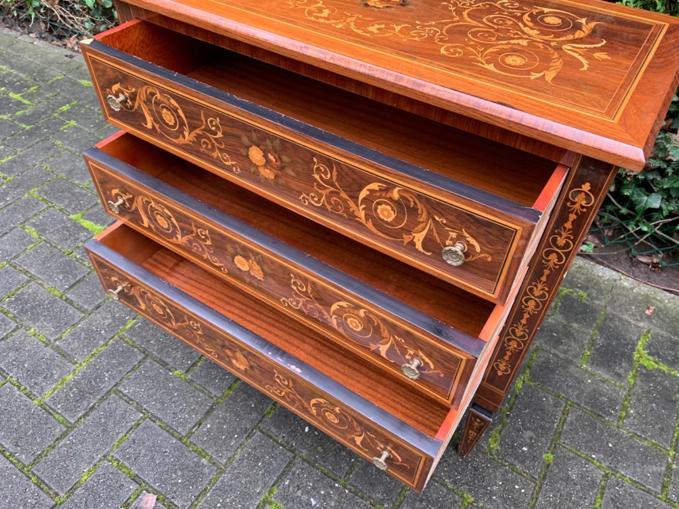 Inlaid Chest of drawers
