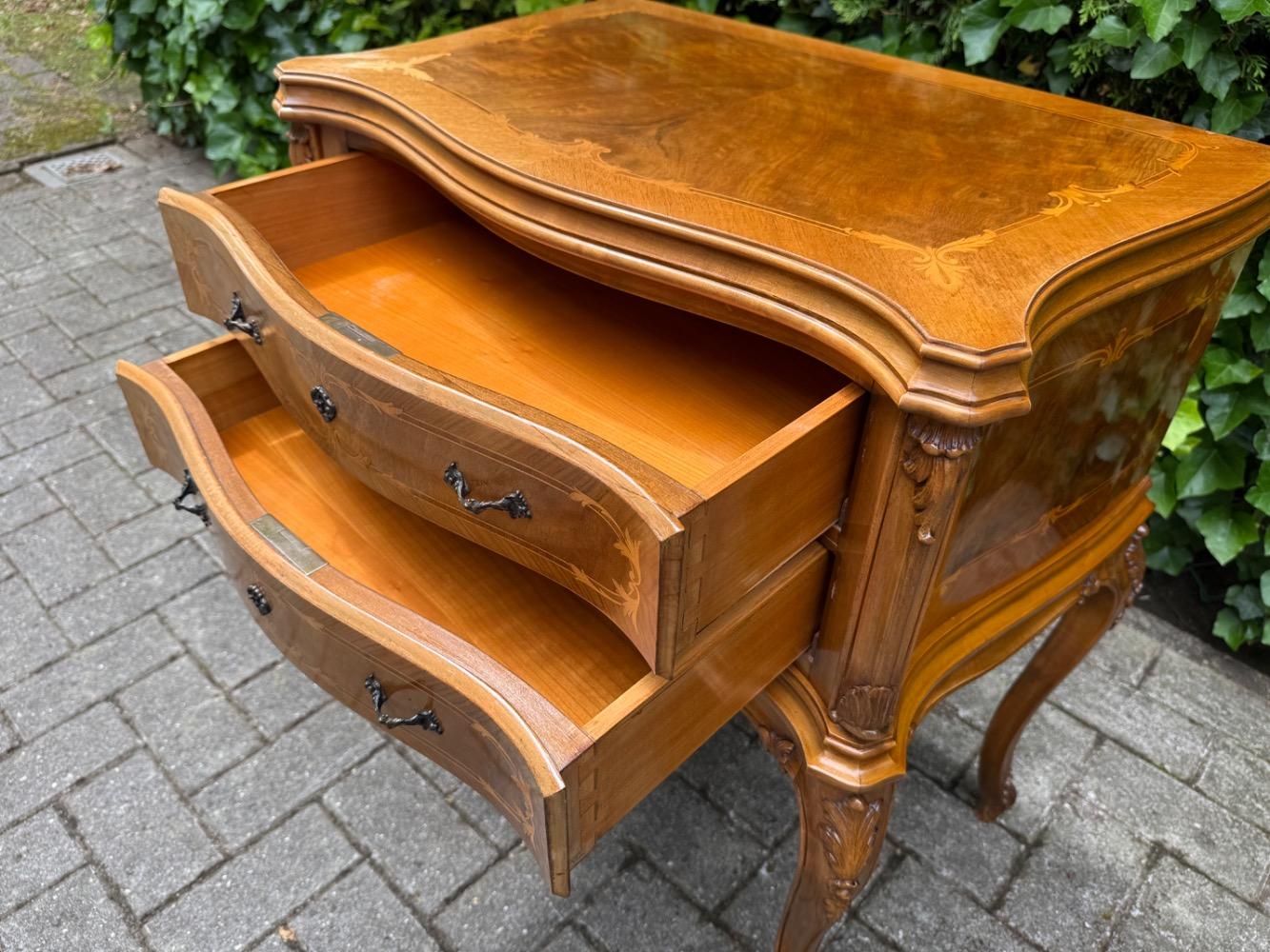 Inlaid Chest of drawers