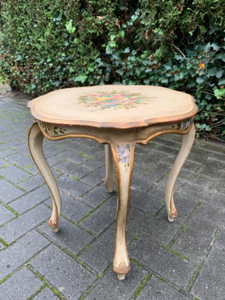 Louis XV style Chairs with side table