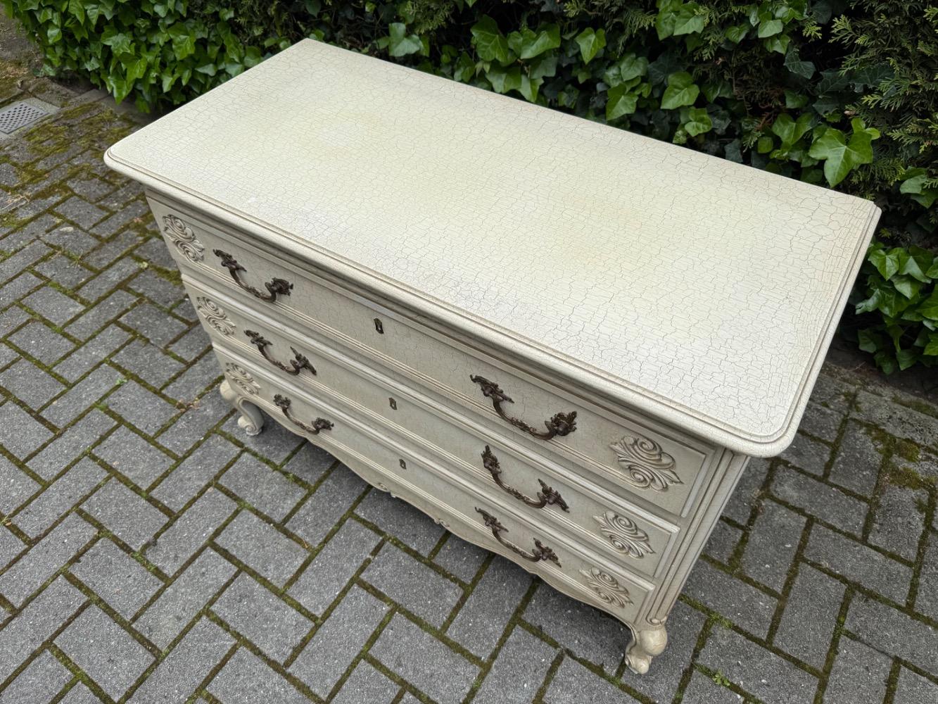 Louis XV style Chest of drawers and mirror
