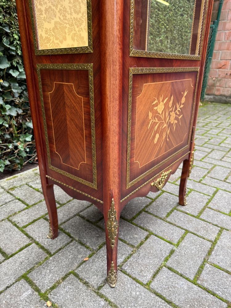 Louis XV style Display cabinet