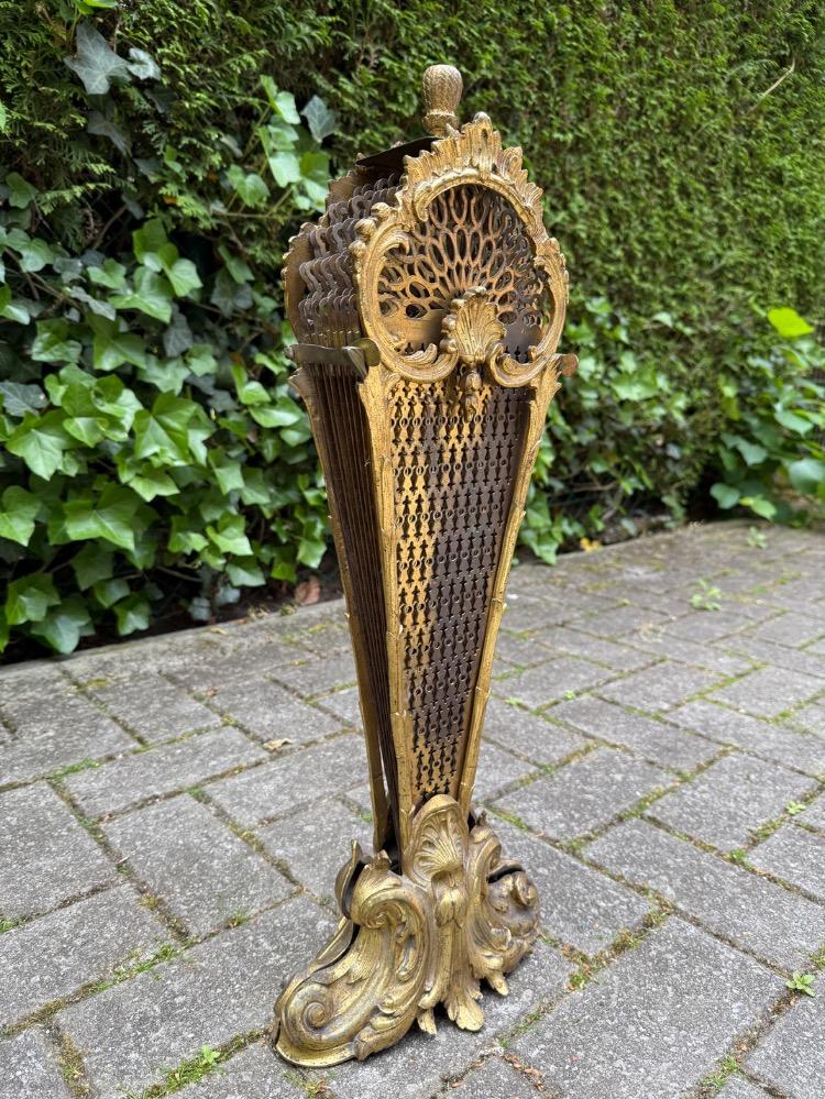 Louis XV style Fire screen