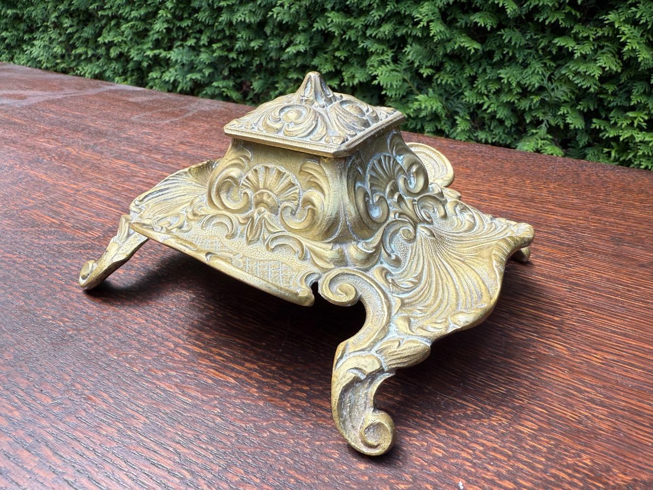 Louis XV style Inkt well