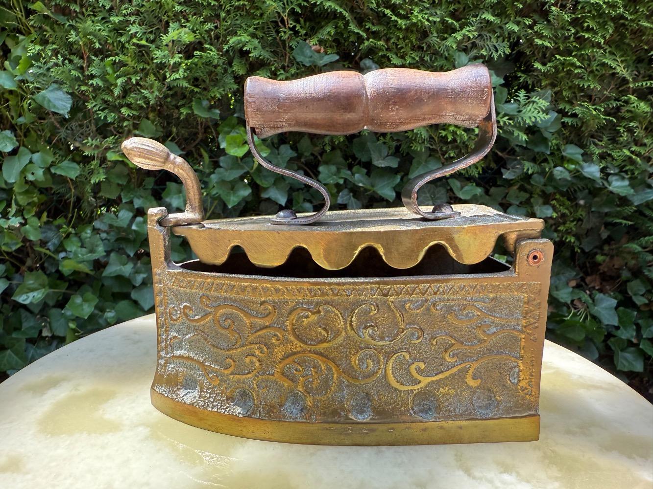 Louis XV style Iron