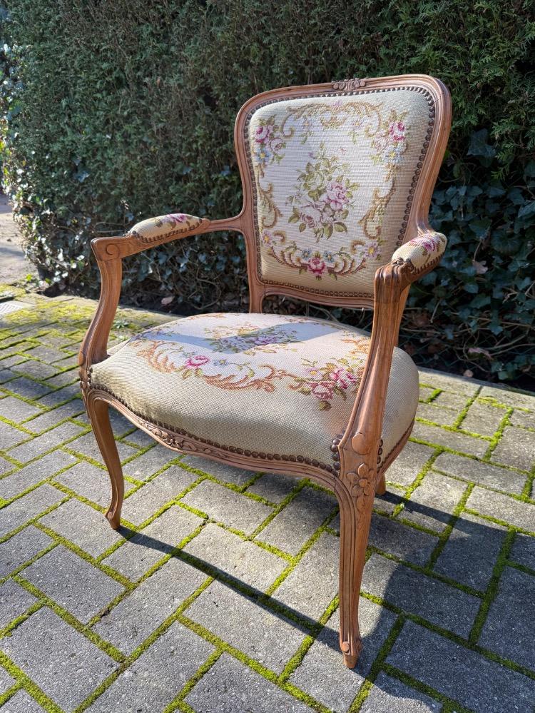 Louis XV style Pair of armchairs