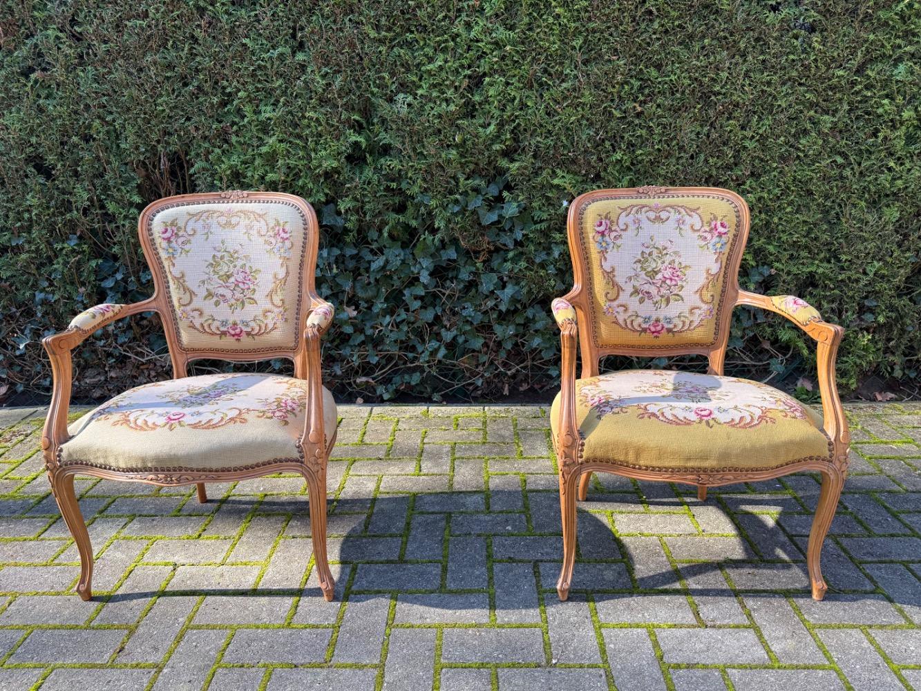 Louis XV style Pair of armchairs