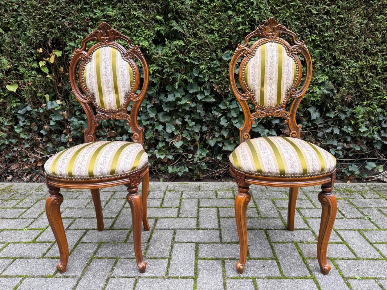 Louis XV style Pair of chairs