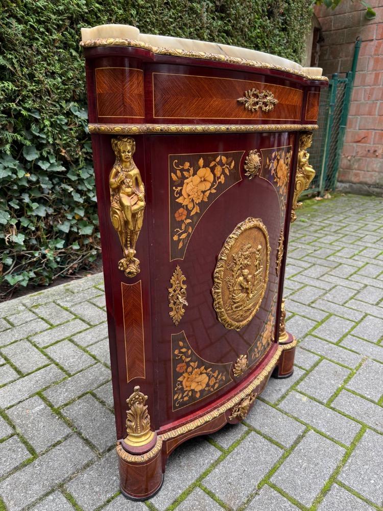 Louis XVI style Corner cabinet