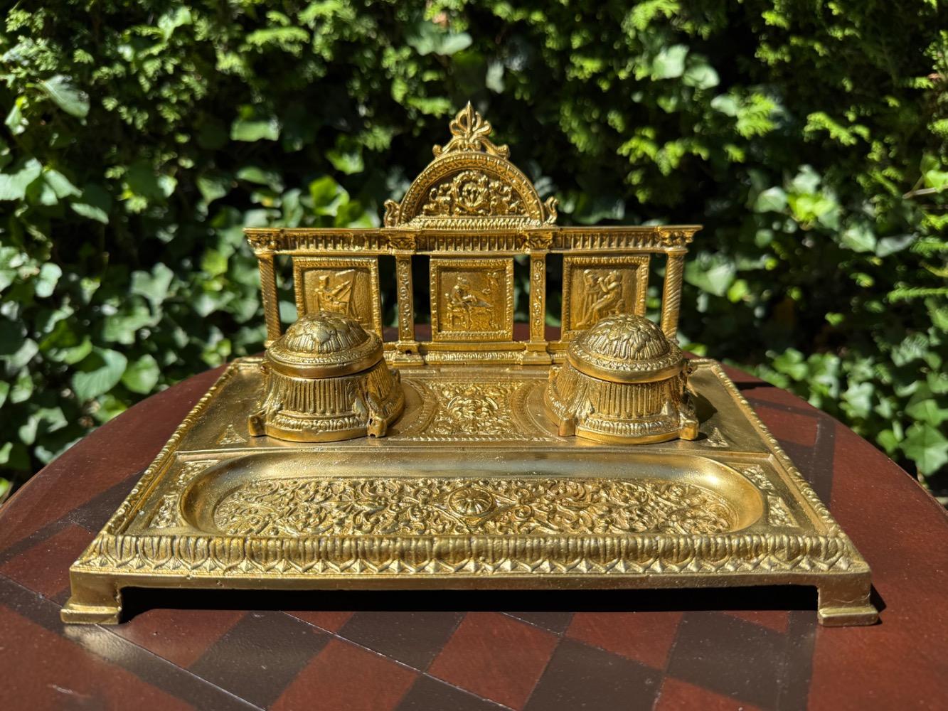 Louis XVI style Inkt well desk set