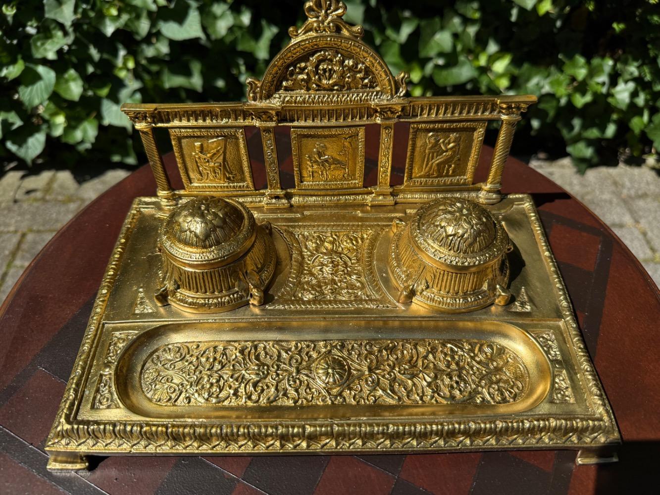 Louis XVI style Inkt well desk set