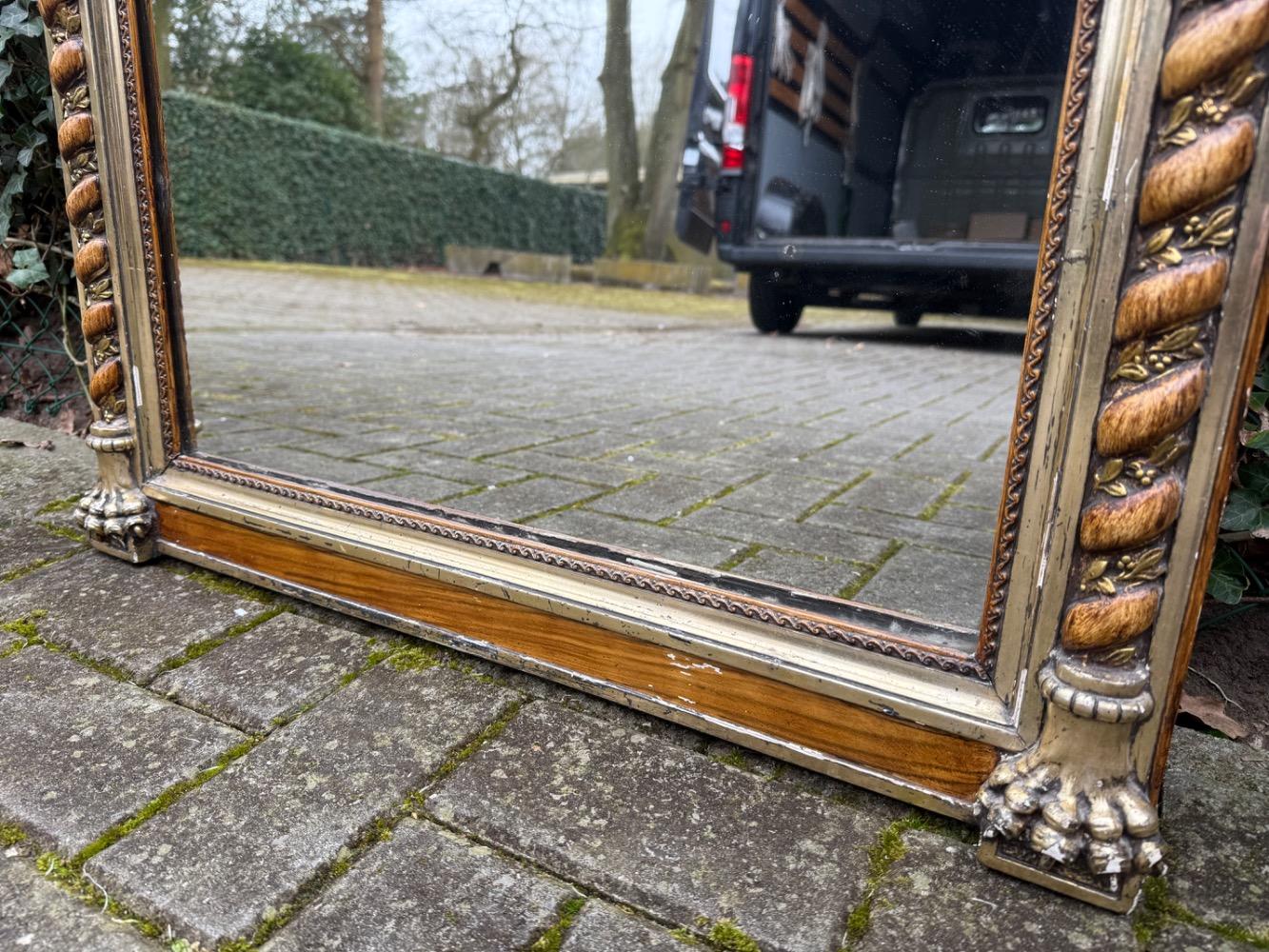 Mirror 