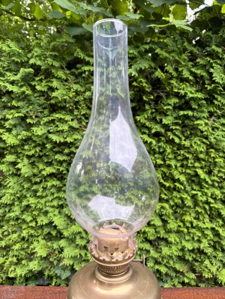Oil lamp