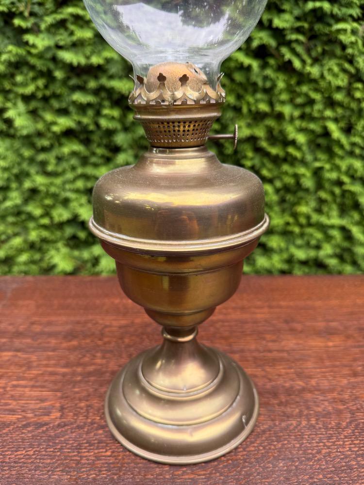 Oil lamp