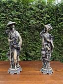 Pair of statues