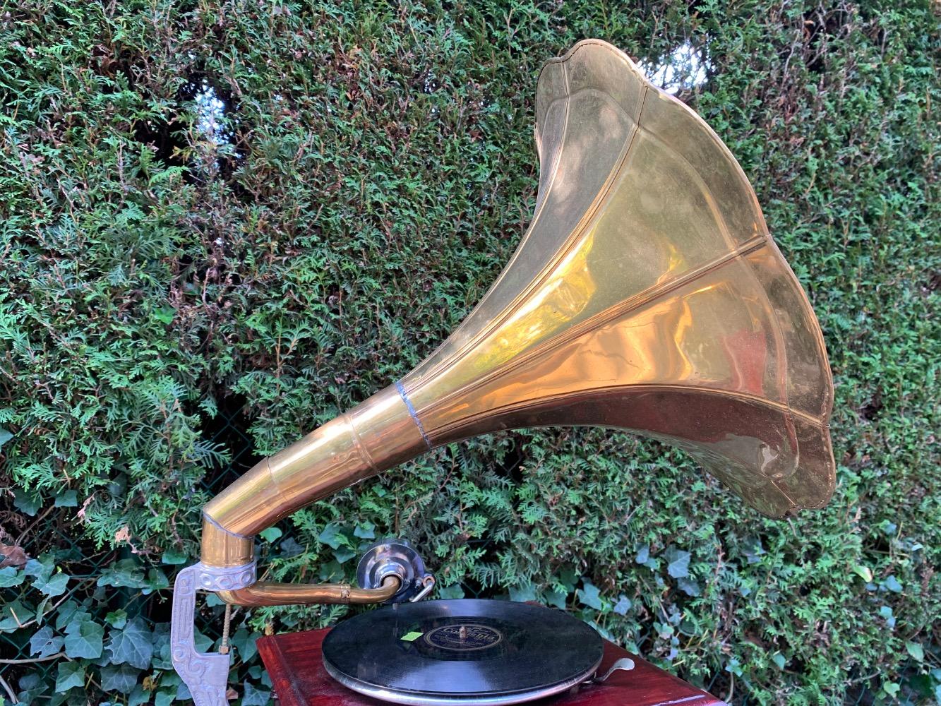 Record player
