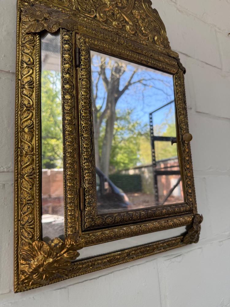 Rococo Mirror cabinet