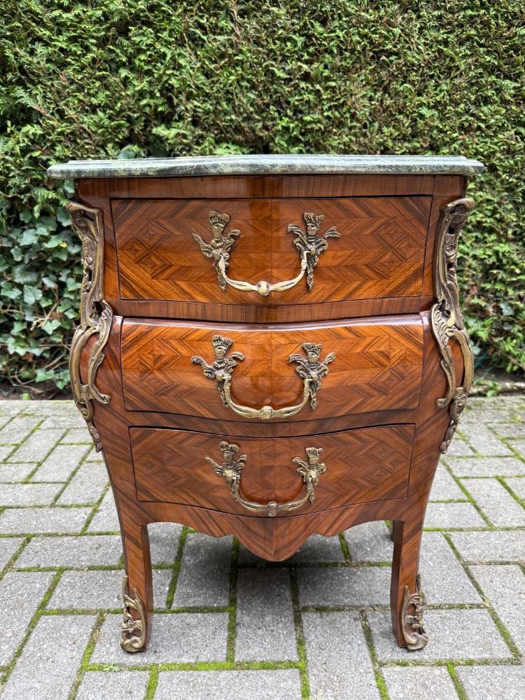 Rococo style Pair of cabinets