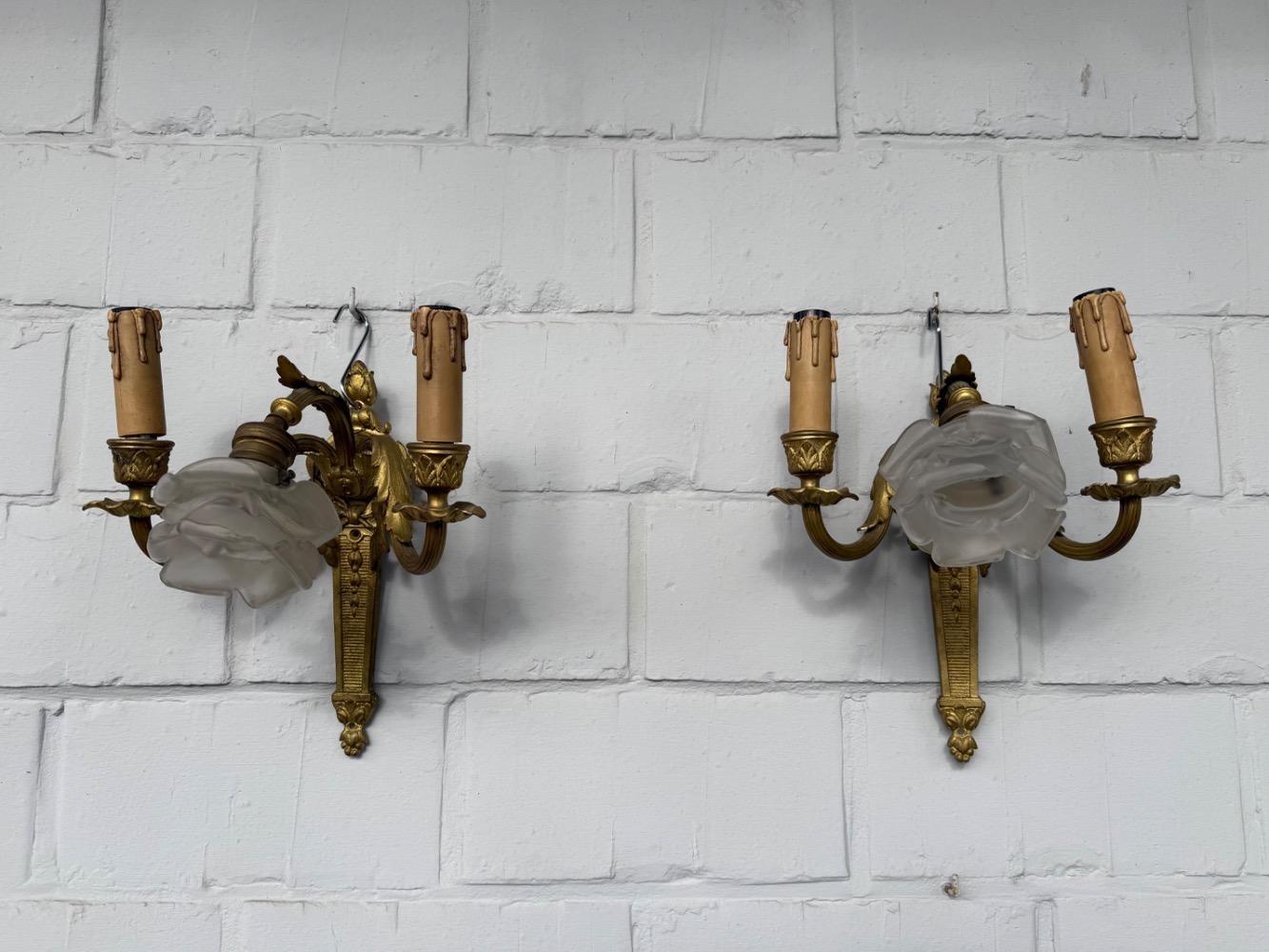 Rococo style Pair of wall lights.