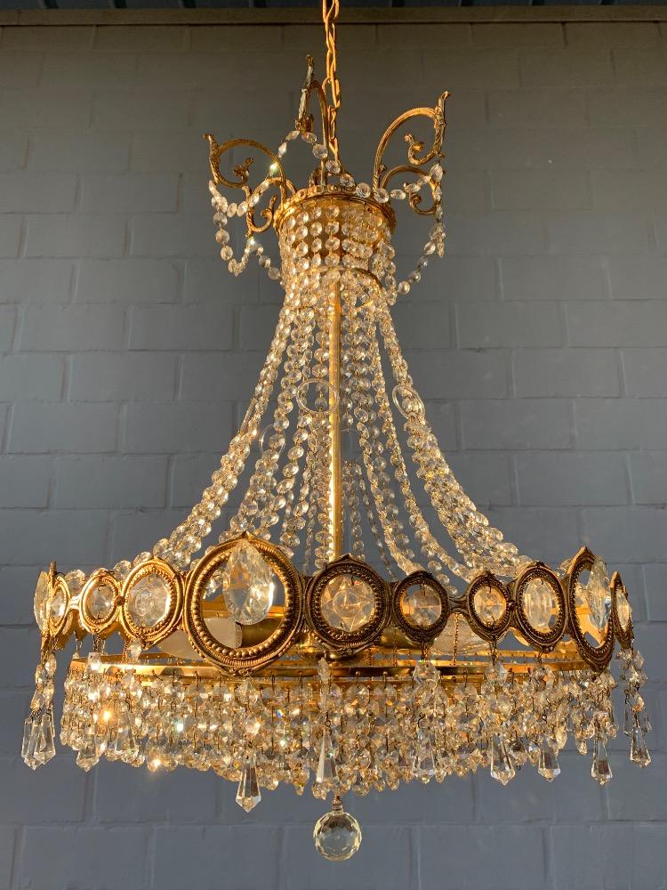 Sack style Chandelier