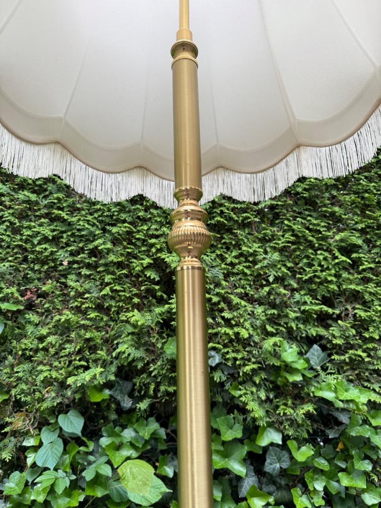 Vintage Lampstand
