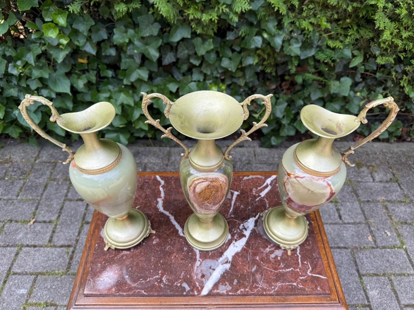 Vintage Vase set