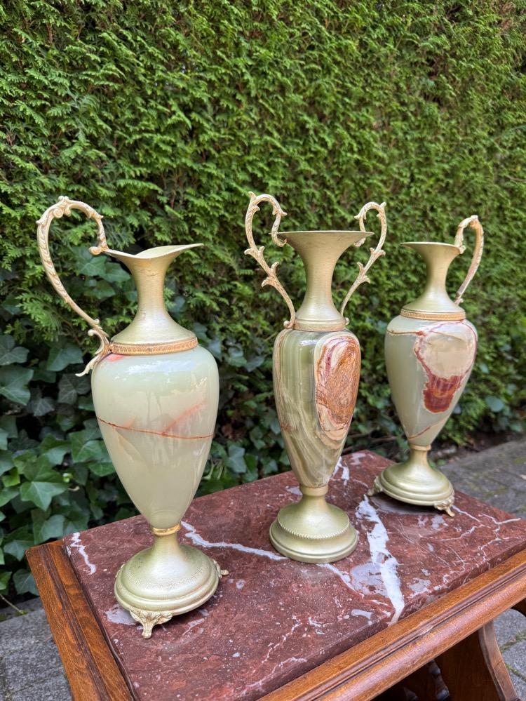 Vintage Vase set